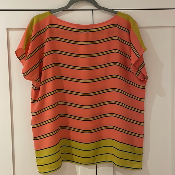 Short-sleeve blouse - Picture 4 of 4